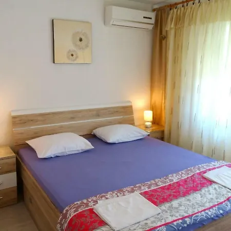 Apartment Ivo
